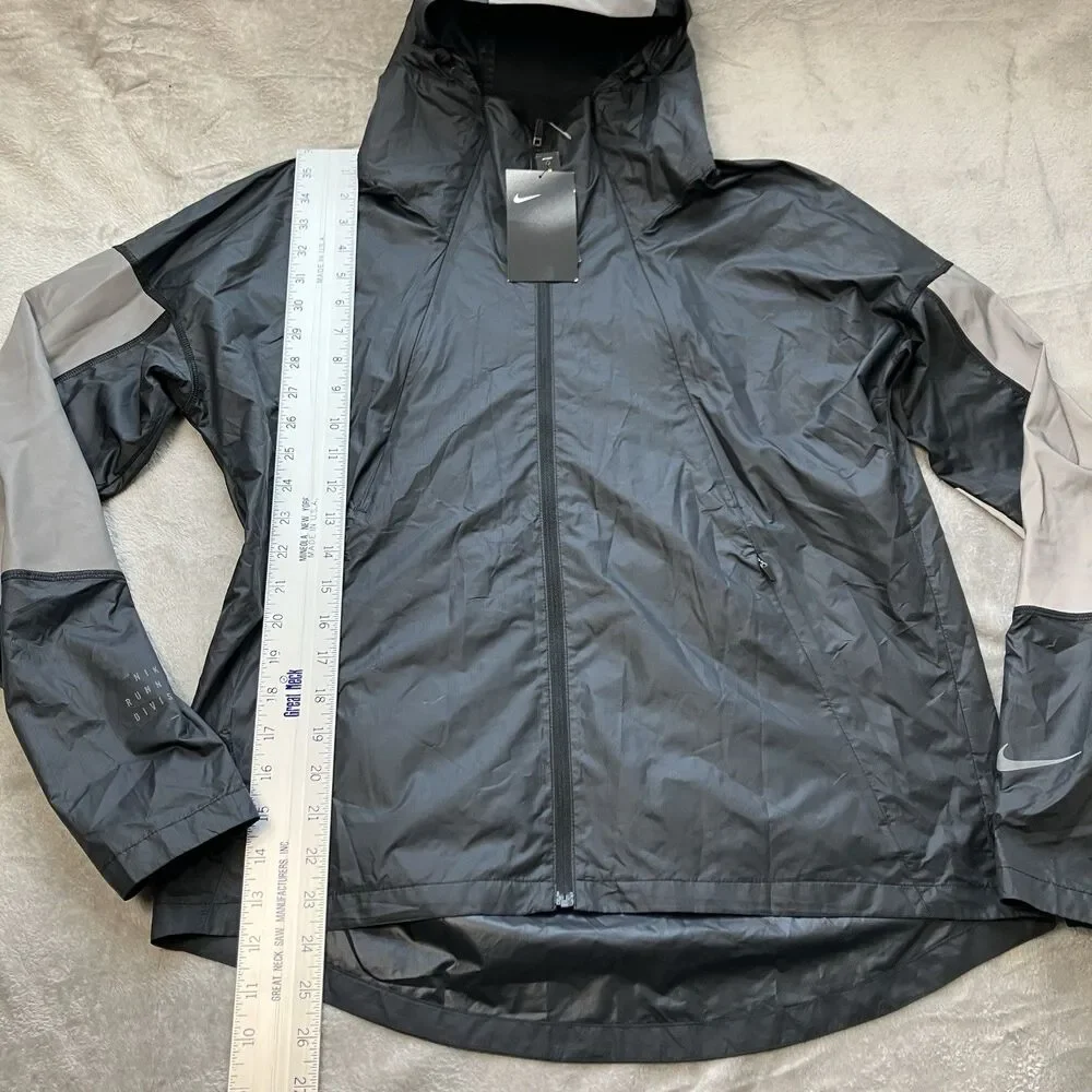 Nike Run Division Flash‎ Jacket Women M Black  Zip Reflective CU3383-010